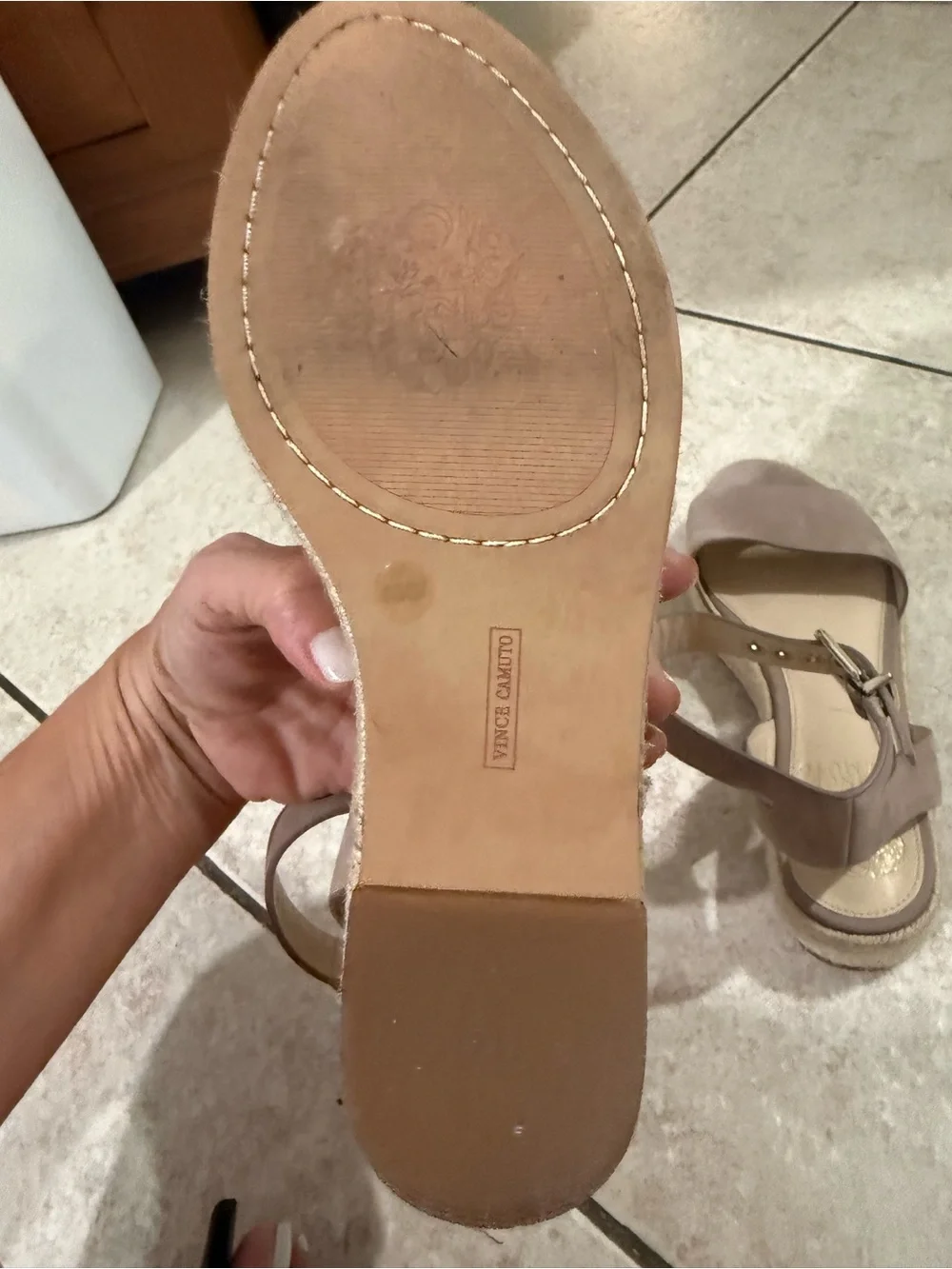 Vince Camuto Taupe Espadrille Platform Sandals | Ankle Strap | Size 6 | Like New